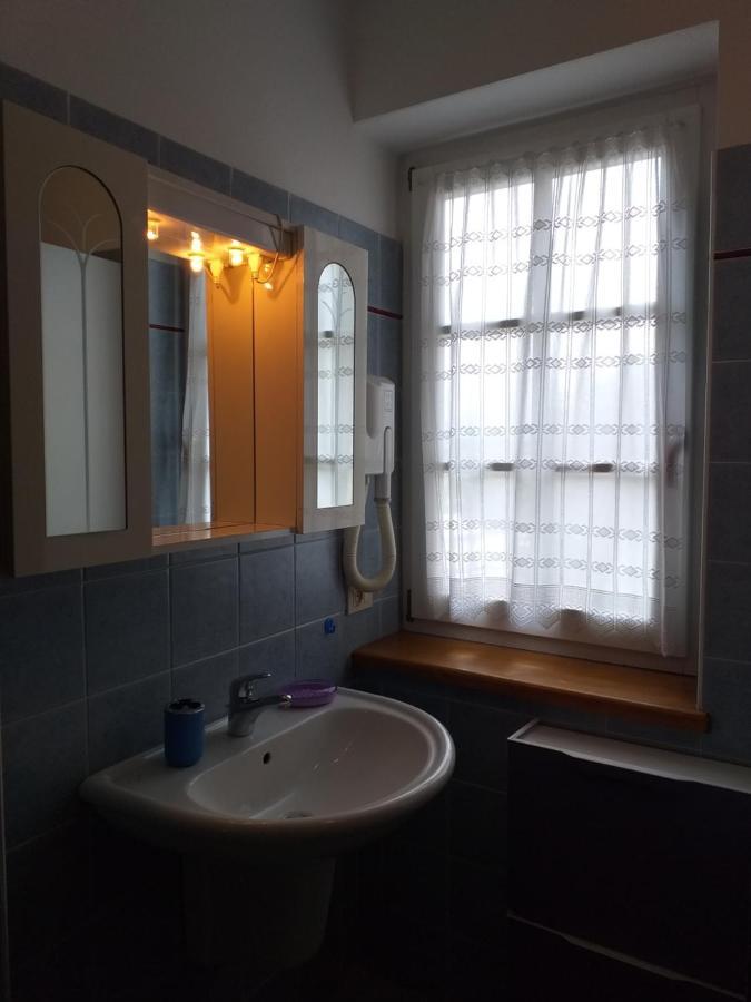 B&B Las Vegan Cles Zewnętrze zdjęcie